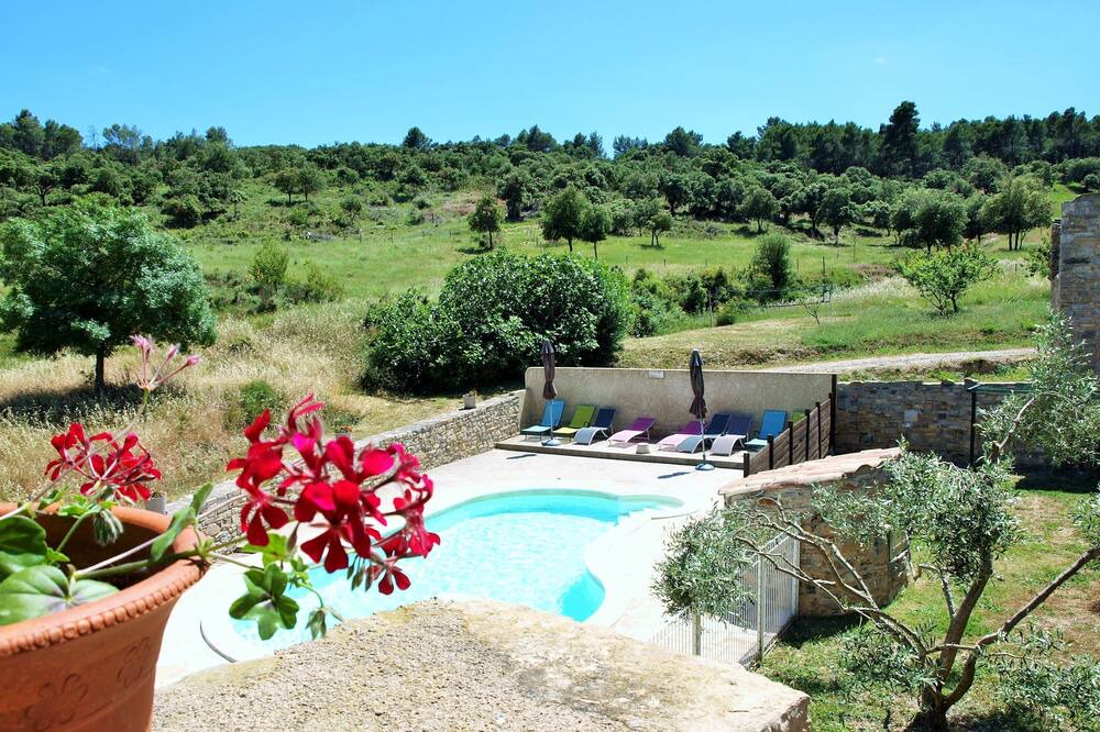 Photo of Outdoor in Paraza