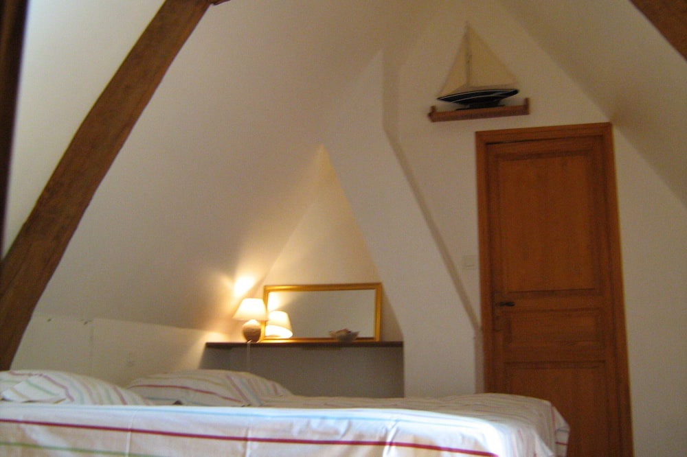 Photo of Bedroom in Offranville