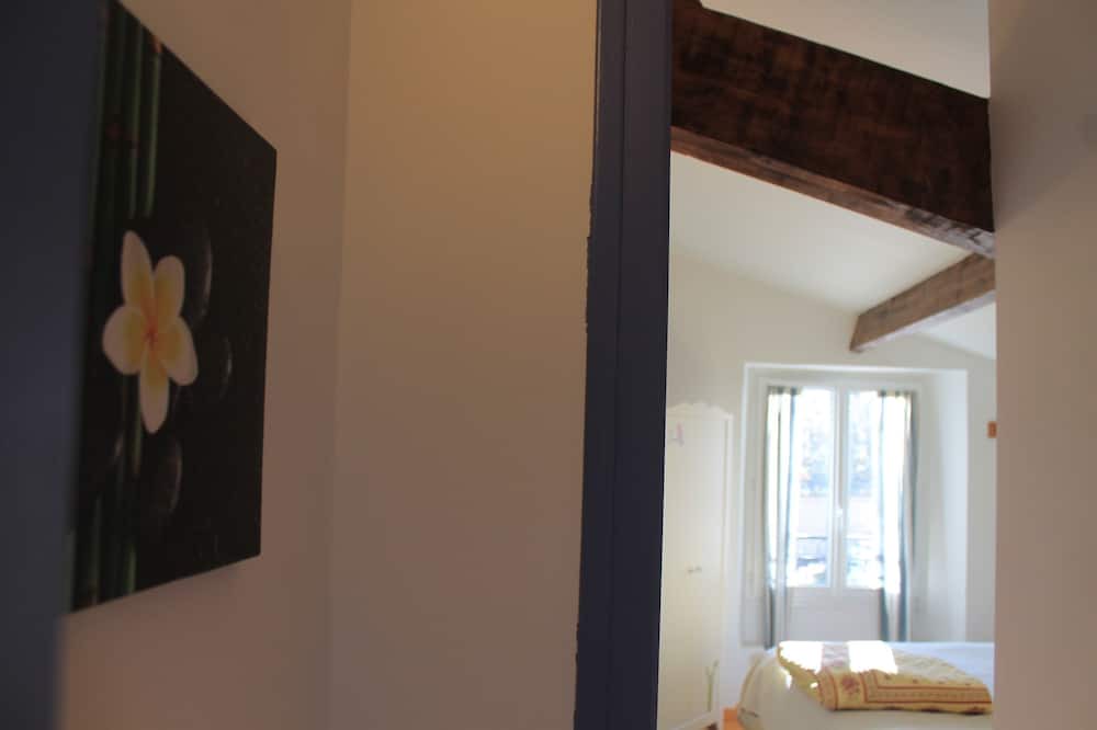 Photo of Bedroom in Venterol