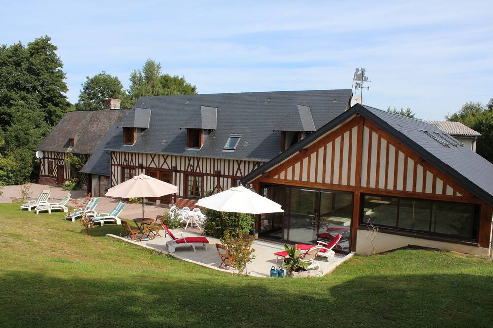 Photo of Outdoor in Glanville