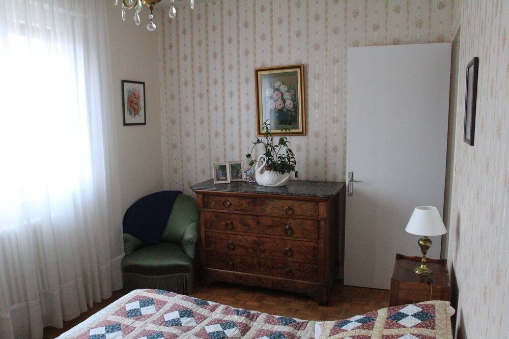 Photo of Bedroom in Vollore-Ville