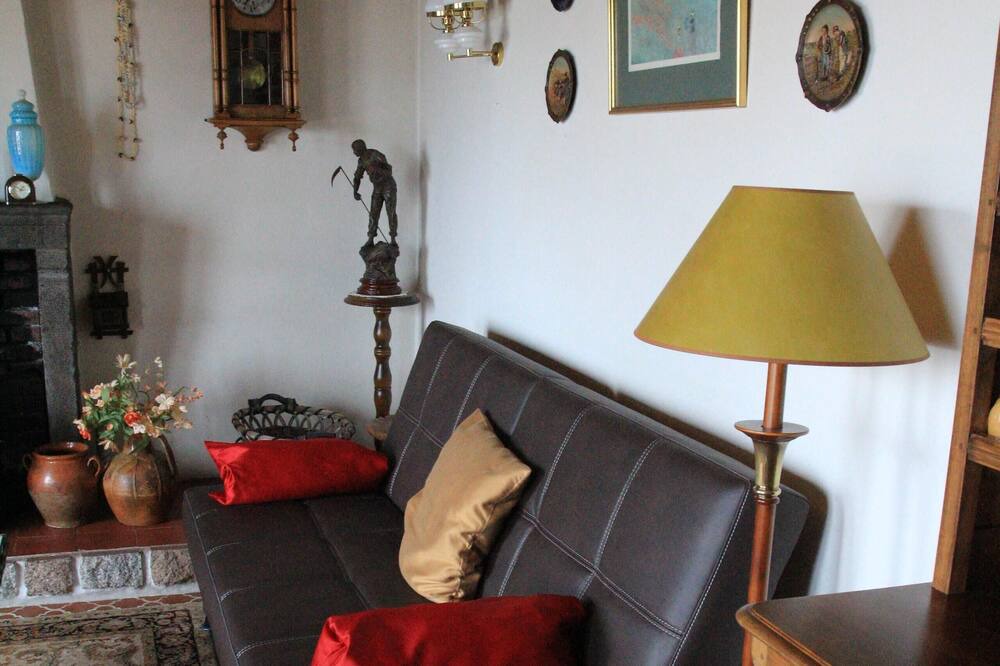 Photo of Livingroom in Vollore-Ville