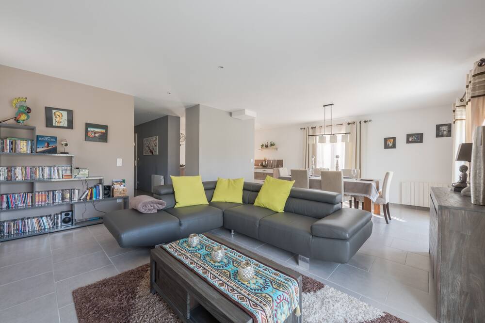 Photo of Livingroom in Pomas