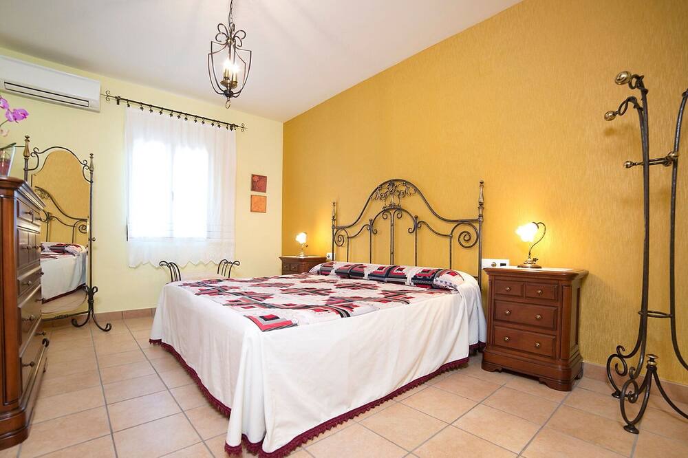 Photo of Bedroom in Benissa