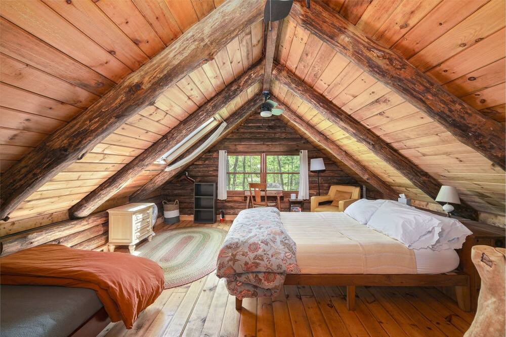 Photo of Bedroom in Lake Pleasant