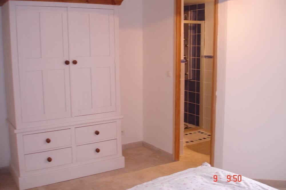 Photo of Bedroom in Villelongue-dels-Monts