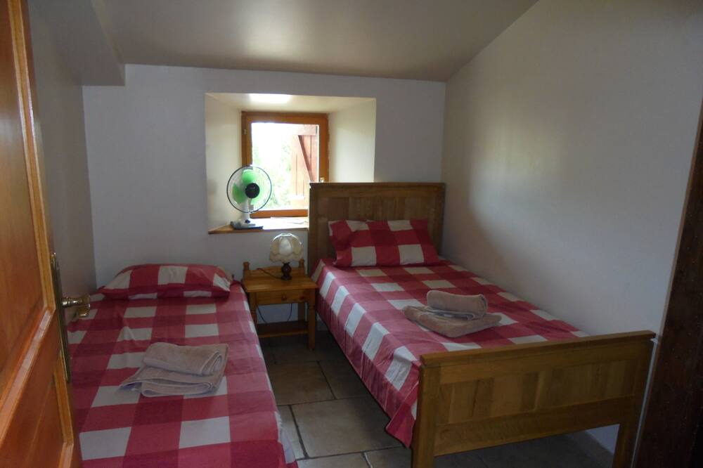 Photo of Bathroom in Villelongue-dels-Monts