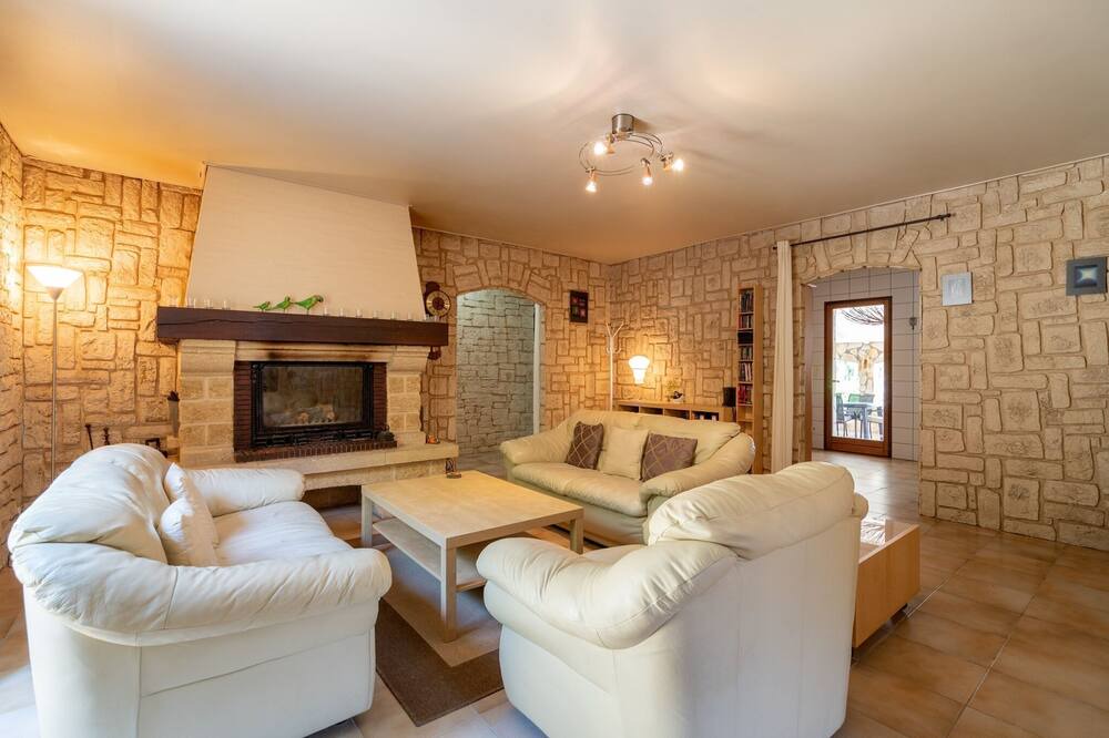 Photo of Livingroom in Puisserguier