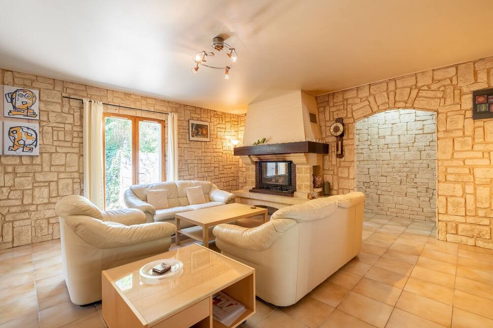 Photo of Livingroom in Puisserguier