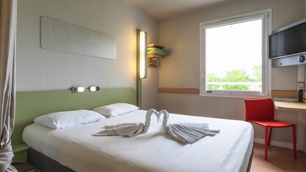 Photo of Bedroom in Saint-Pourcain-sur-Sioule