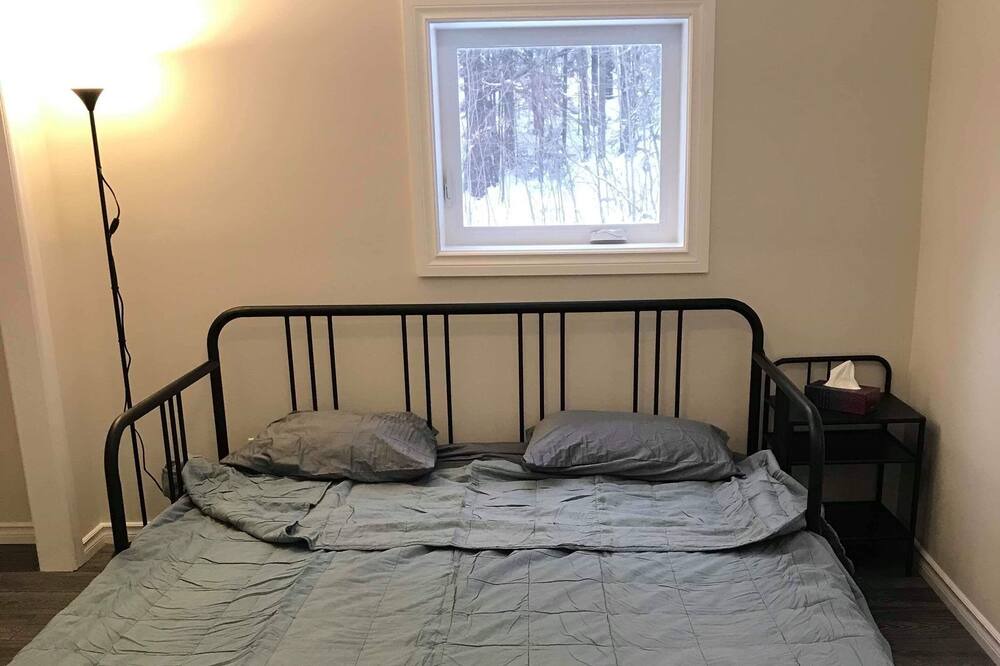 Photo of Bedroom in Utterson