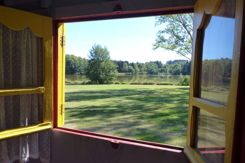 Photo of Bedroom in Condat-en-Combraille