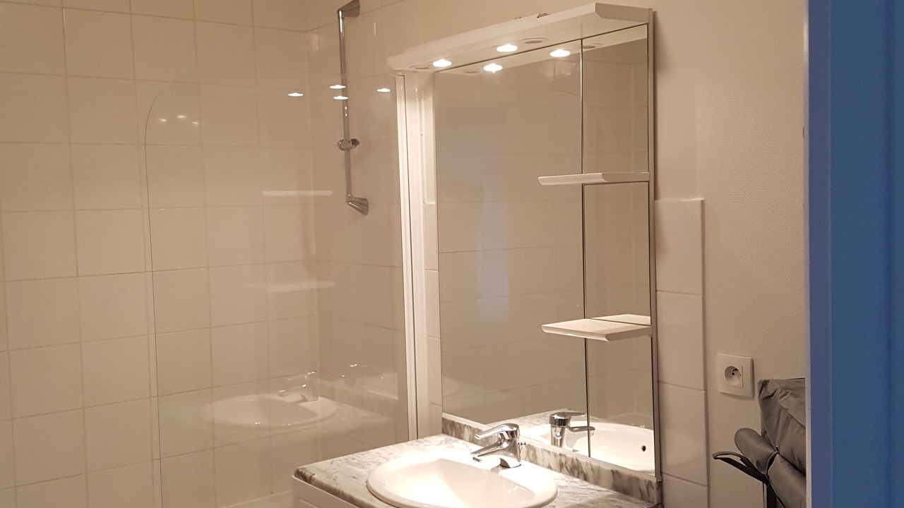 Photo of Bathroom in Luc-sur-Mer