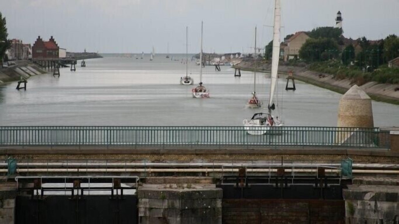 Photo of Buildings in Gravelines
