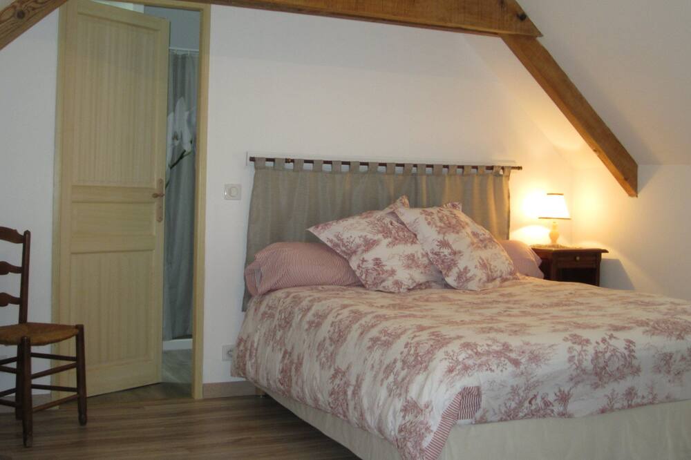 Photo of Bedroom in Vicq-sur-Nahon