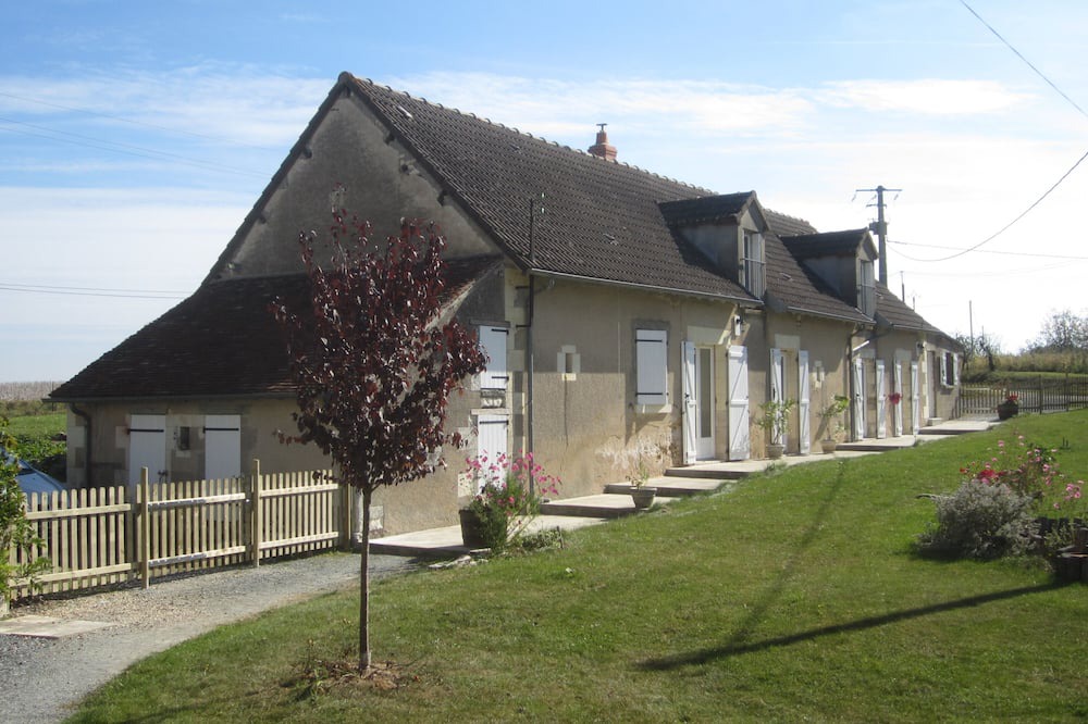 Photo of Outdoor in Vicq-sur-Nahon