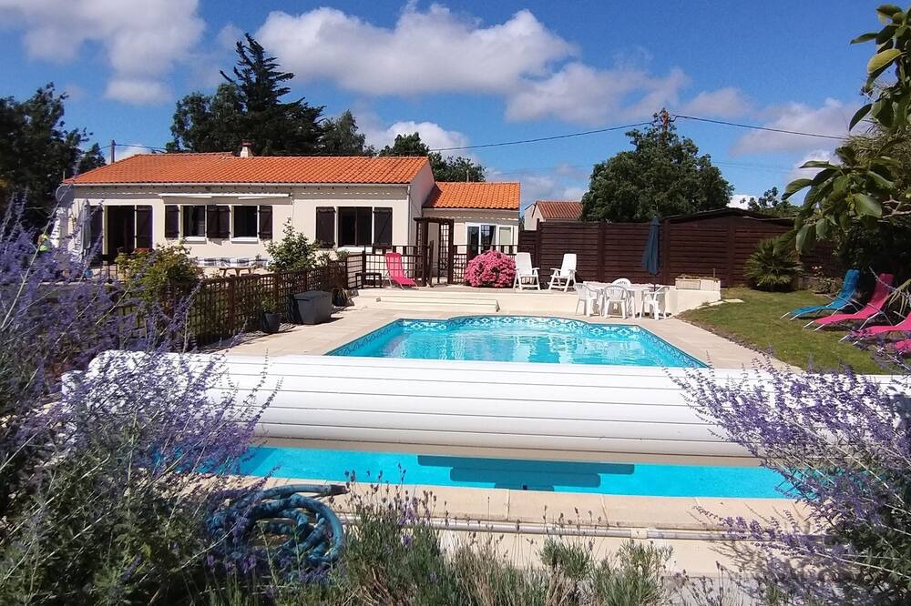 Photo of Outdoor in Saint-Denis-du-Payre
