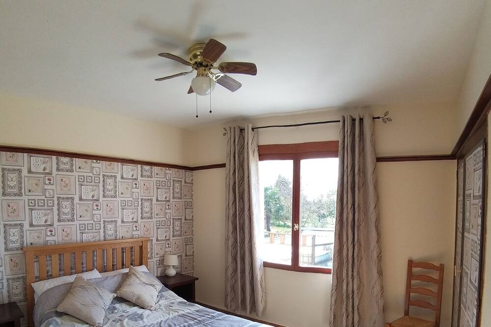 Photo of Bedroom in Saint-Denis-du-Payre