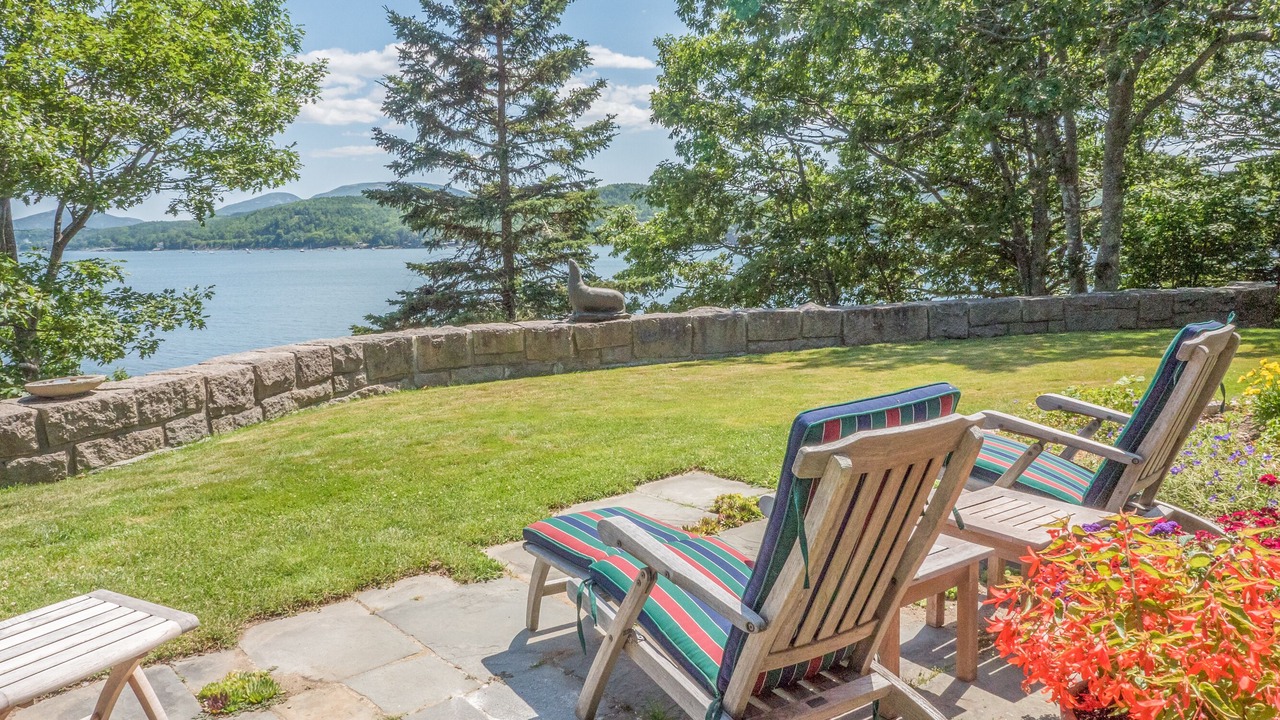 Photo of Outdoor in Hulls Cove