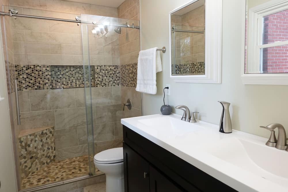 Photo of Bathroom in Scheller