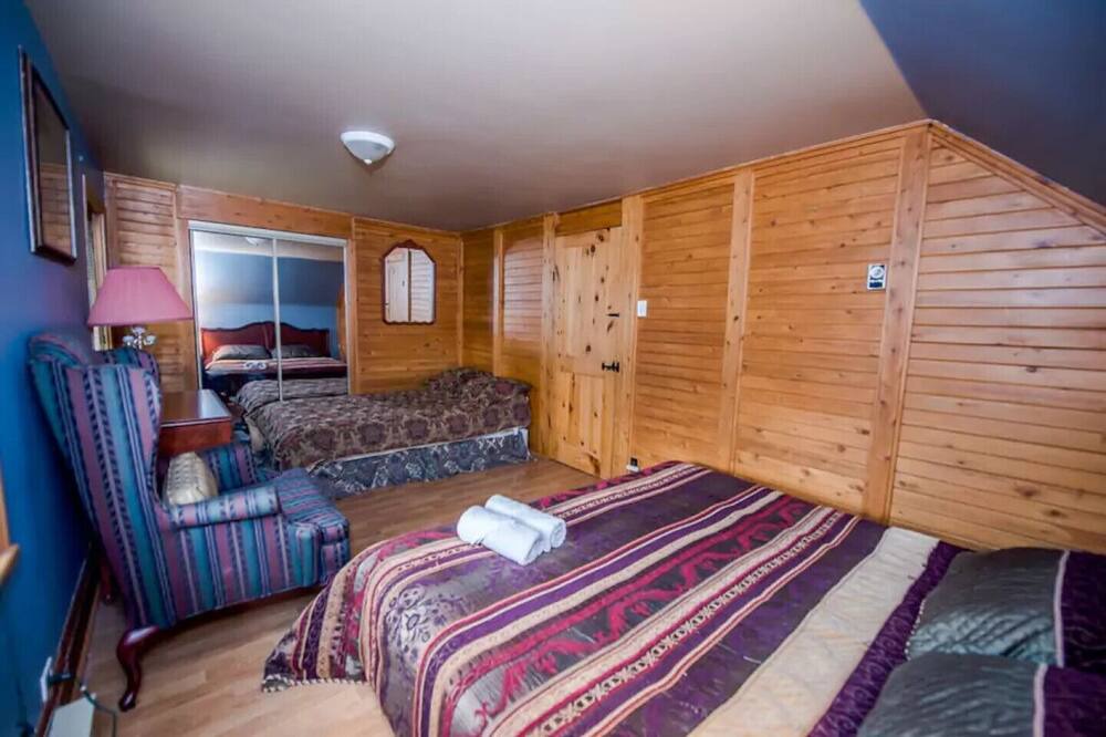 Photo of Bedroom in Montebello