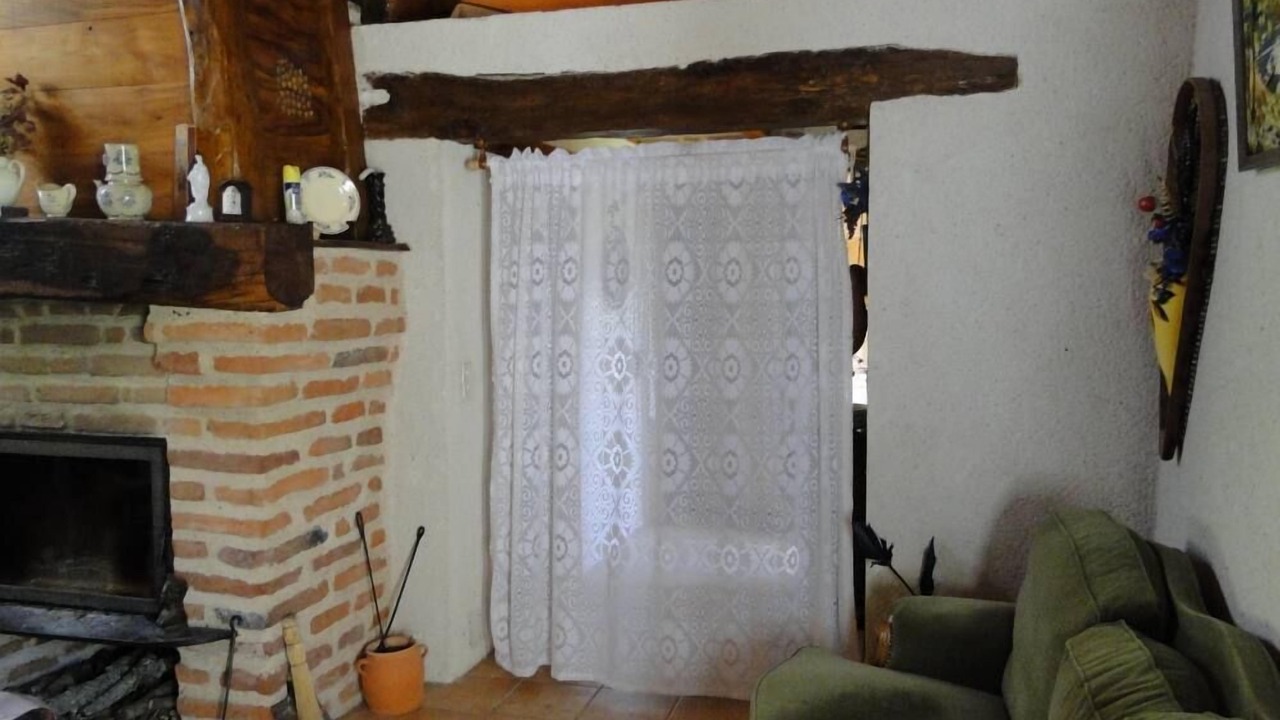 Photo of Livingroom in Miramont-de-Quercy
