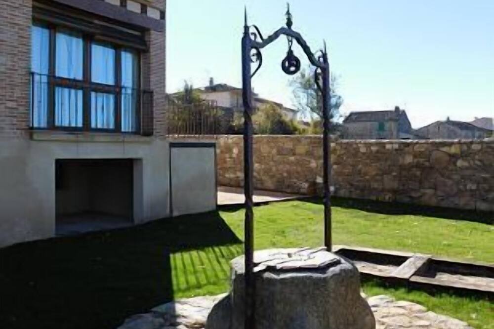 Photo of Others in Pedraza