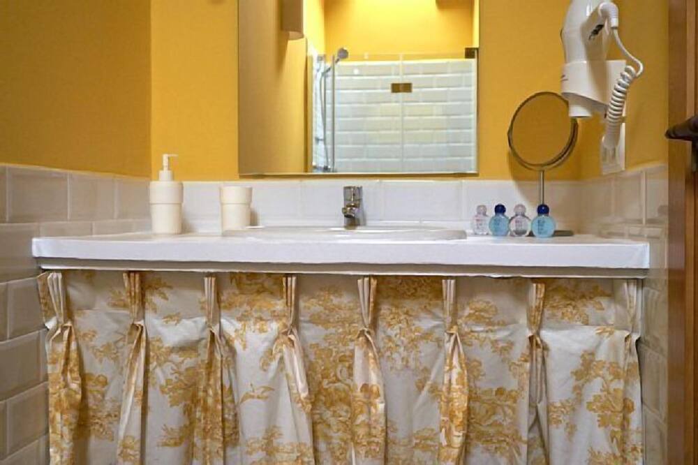 Photo of Bathroom in Pedraza