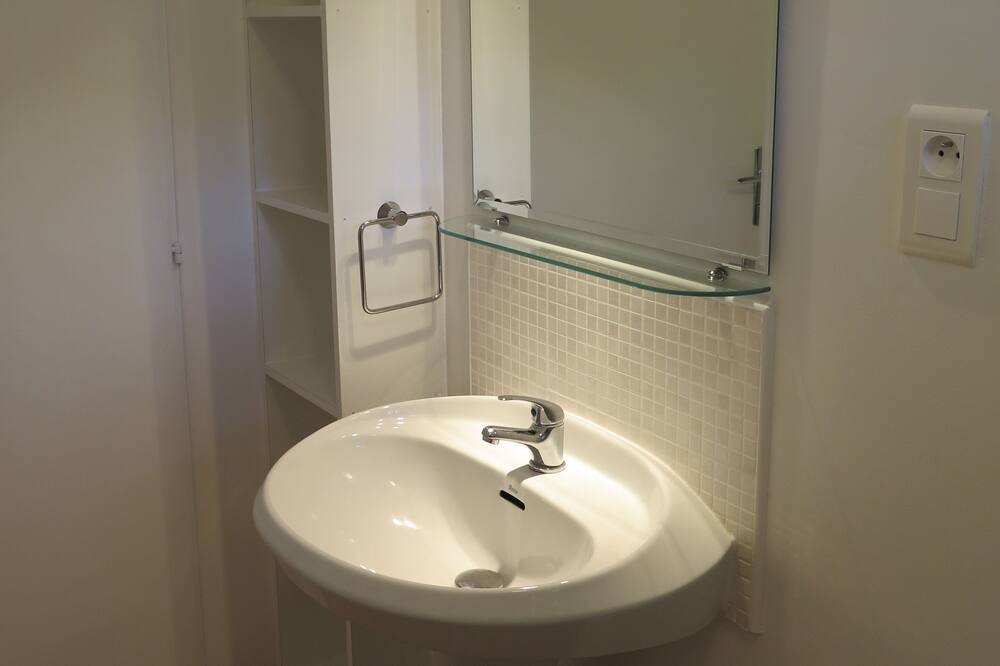 Photo of Bedroom in Bagneres-de-Bigorre