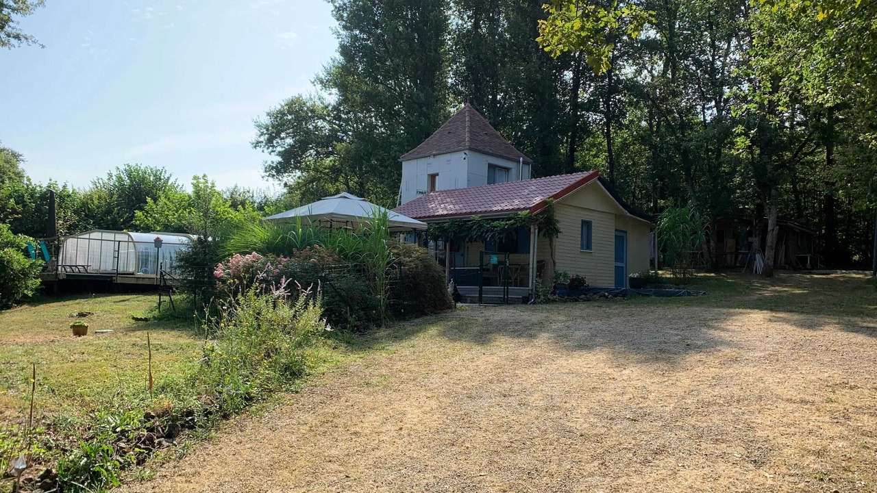 Photo of Outdoor in Saint-Chamassy