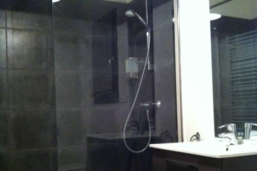 Photo of Bathroom in Uhart-Mixe