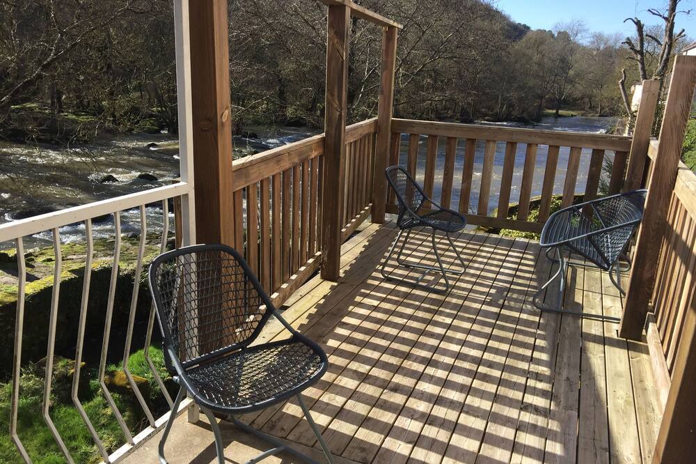 Photo of Patio Balcony in Mortagne-sur-Sevre