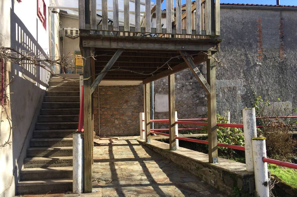 Photo of Outdoor in Mortagne-sur-Sevre