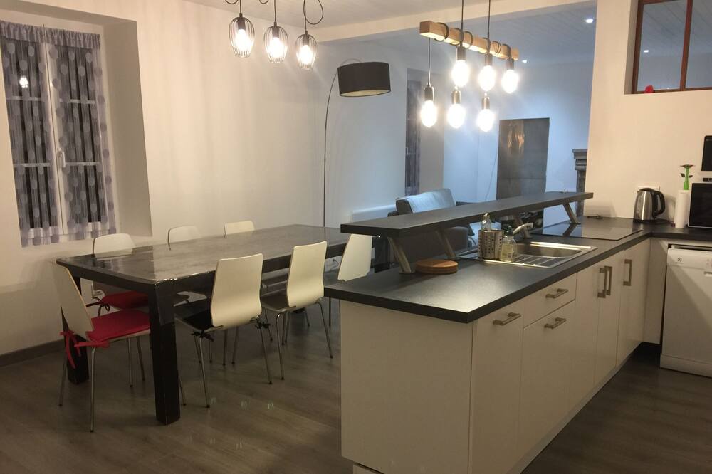 Photo of Kitchen in Mortagne-sur-Sevre