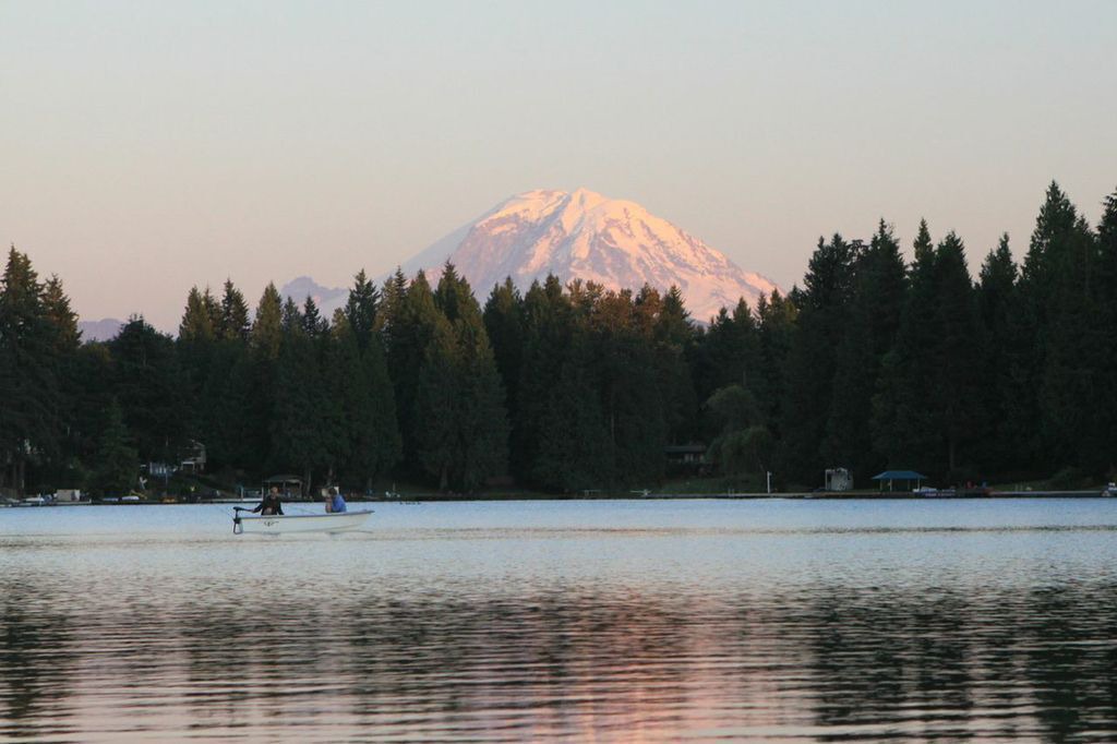 Photo of Others in Lake Morton-Berrydale