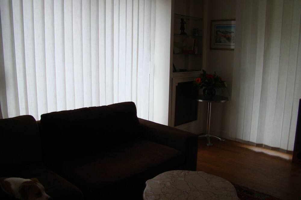 Photo of Livingroom in Trappes