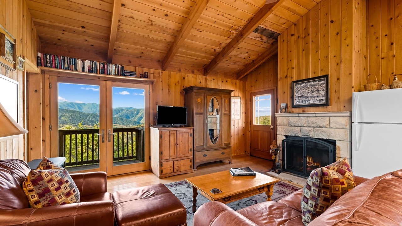 Photo of Livingroom in Carmel Valley