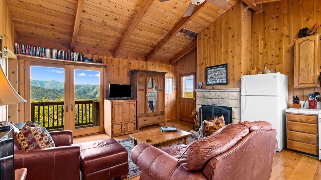 Photo of Livingroom in Carmel Valley