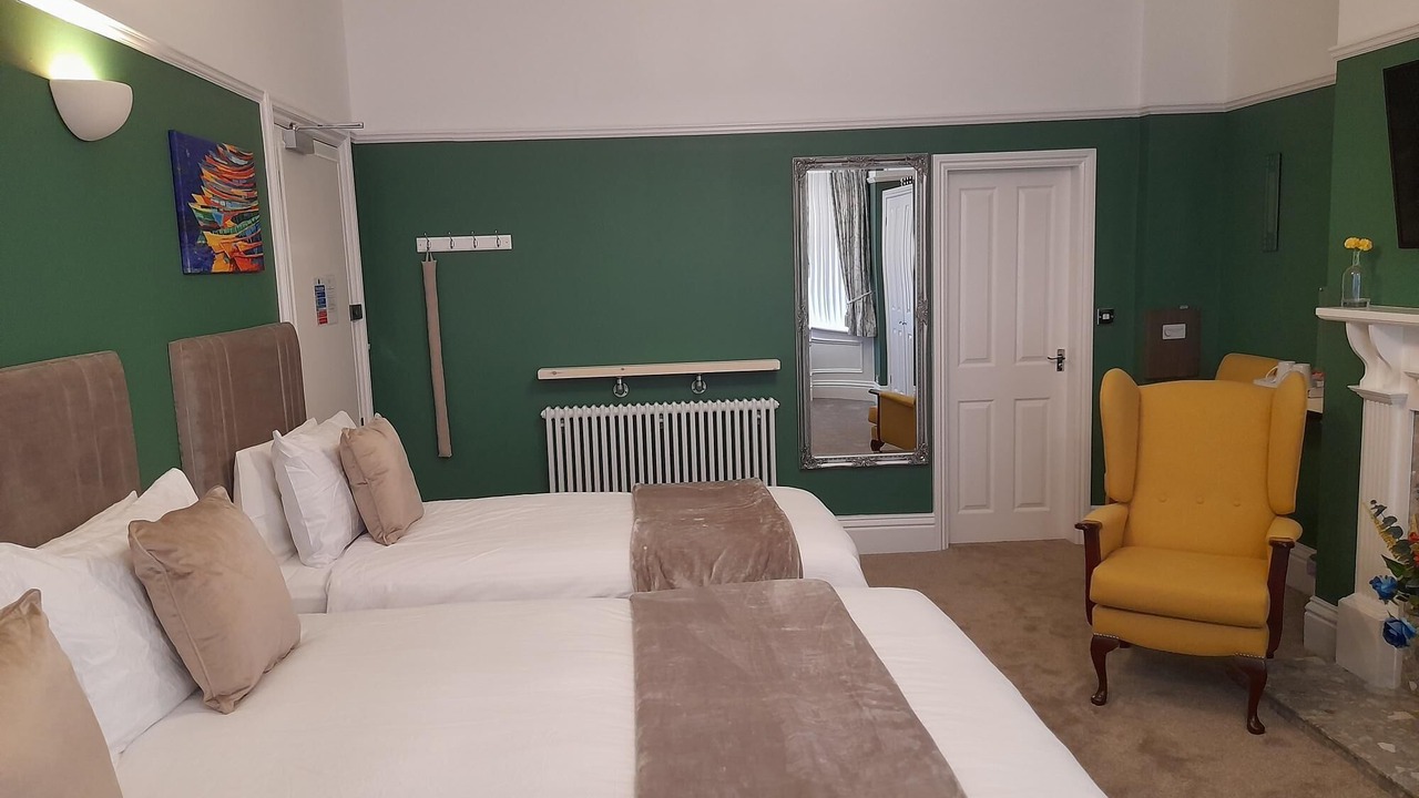 Photo of Bedroom in West Cliff