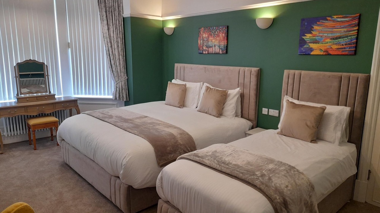 Photo of Bedroom in West Cliff