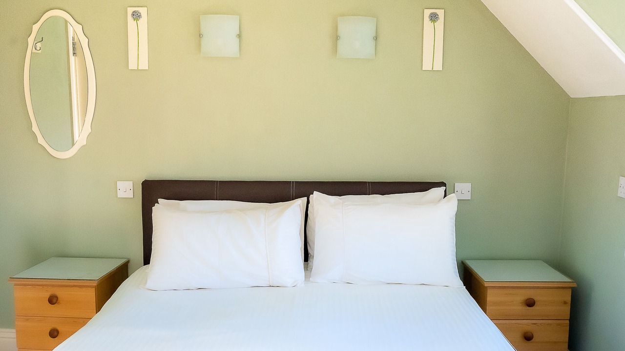 Photo of Bedroom in West Cliff