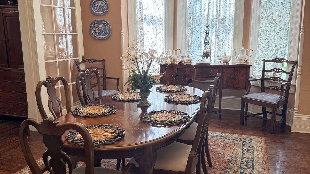 Photo of Livingroom in Eastman