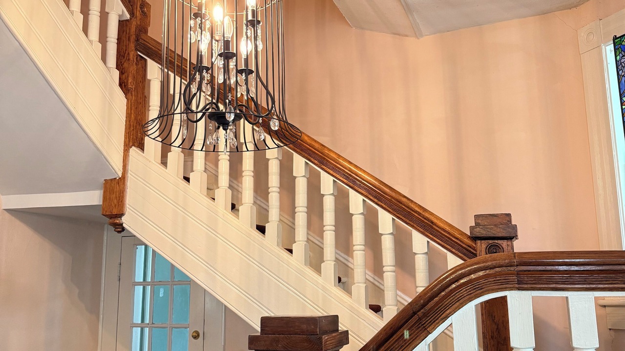 Photo of Others in Eastman