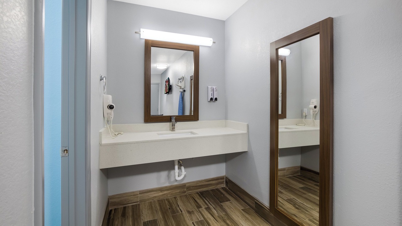 Photo of Bathroom in Orange