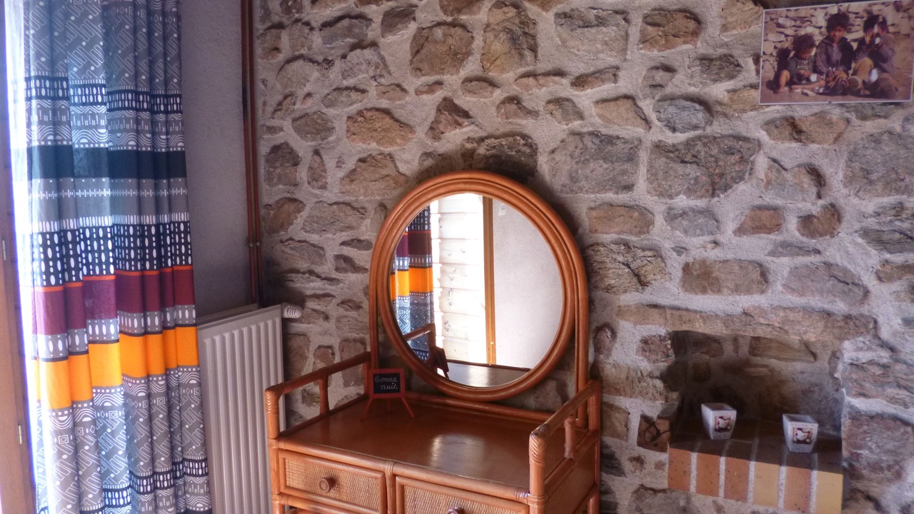 Photo of Bedroom in Montromant
