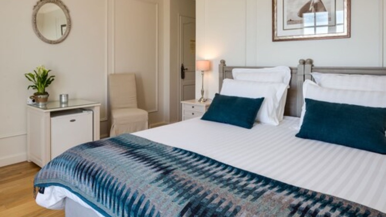 Photo of Bedroom in California - Pezou