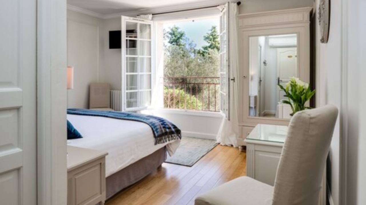 Photo of Bedroom in California - Pezou