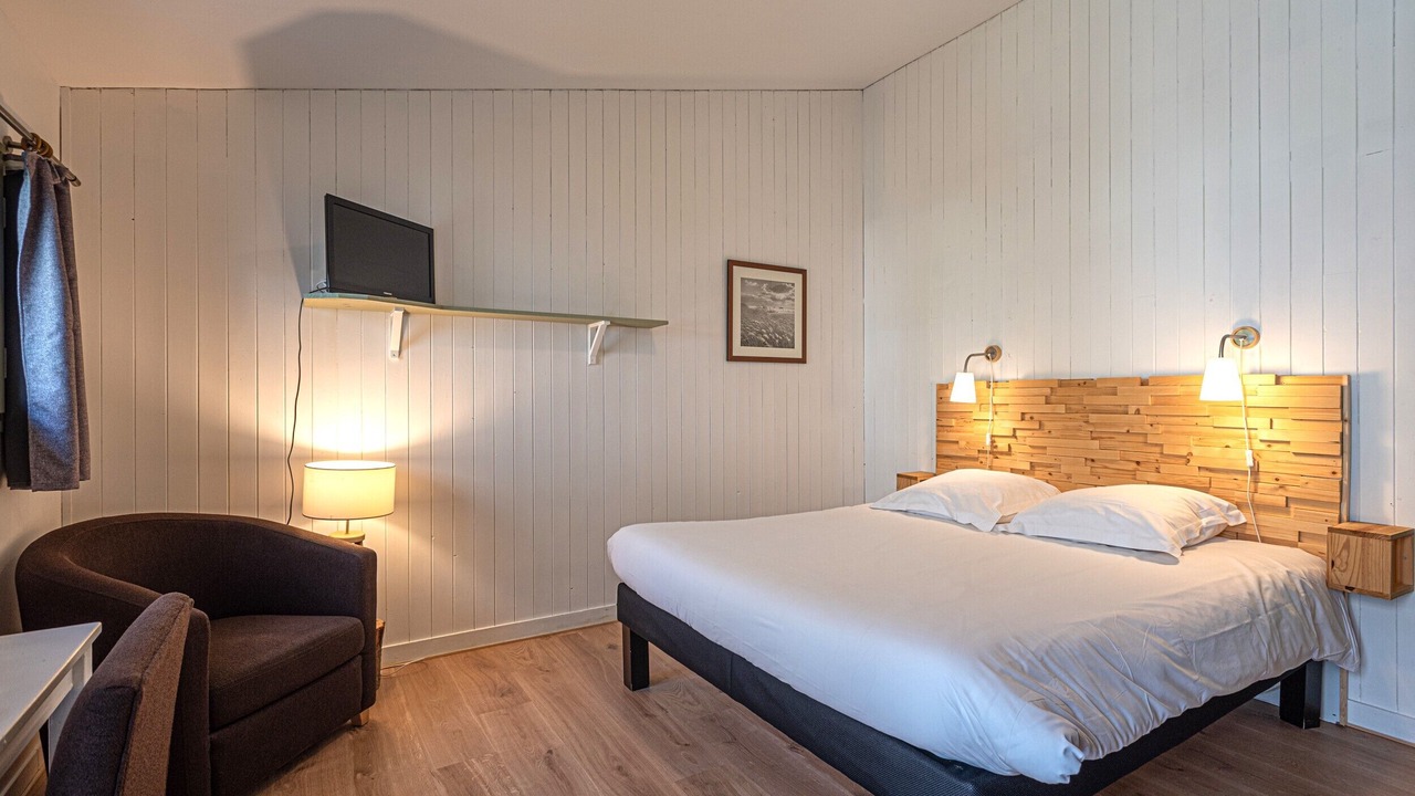 Photo of Bedroom in Plouhinec