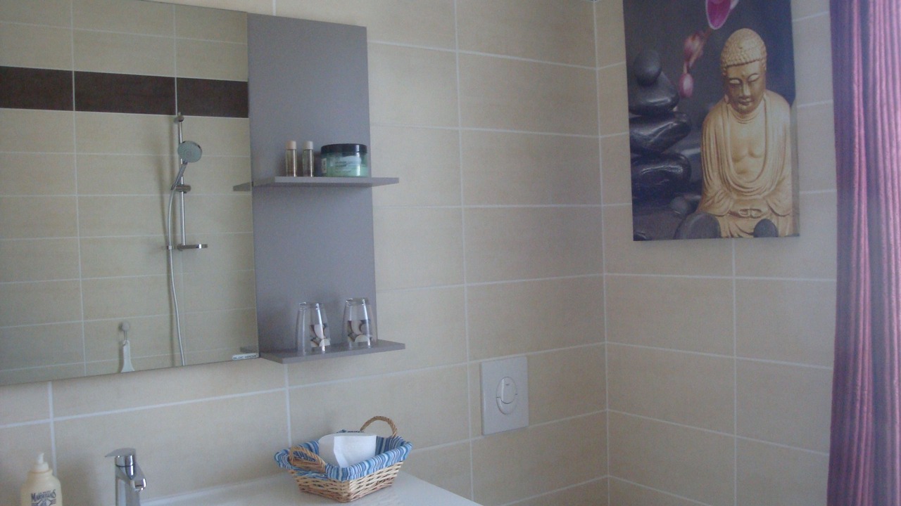 Photo of Bathroom in Chateau-Gontier