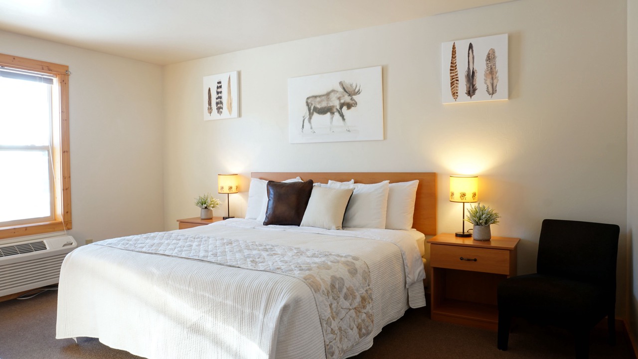 Photo of Bedroom in West Yellowstone